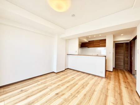 ���r���O�@�Ƒ��c���̎��Ԃ����������Ȃ��났�̃��r���O�_�C�j���O�B   