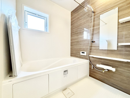 �����@����̔�������Ă���閾�邢�������̂���o�X���[��