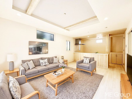 ���r���O�@�������������͋C�̂k�c�j�͉Ƒ��݂�Ȃ̉��K��ԁ��Ƌ��CG�ł�