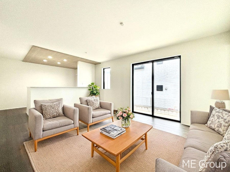 rO@Ƒ̓₩Șbŕ܂閾邢rO  ƋCGł