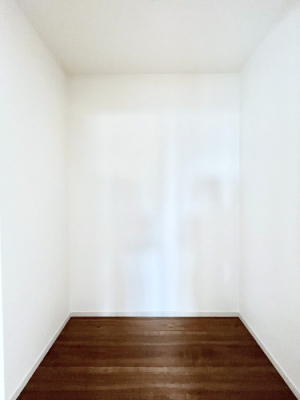 ̑ρ@rO[BɎ[ƕW܂LDKXbLЕtłˁB  