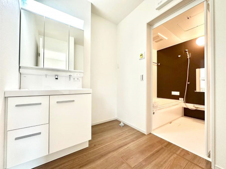 ���̑��@�������̂�����K��Ԃł��B�����̐g�x�x���C�����ǂ����g�������܂��B 