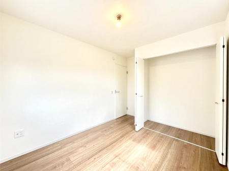 �q�������@�q�������ɂ��������߂Ȏ��[�X�y�[�X�����Ղ�̋���