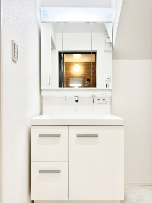 ʑEʏ@[͂Ƌ@\ɗDꂽʉϑ