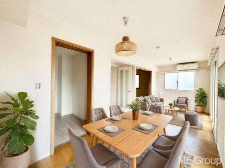 rO@͋Ĉkcj͉Ƒ݂Ȃ̉Kԁ@ƋCGł  