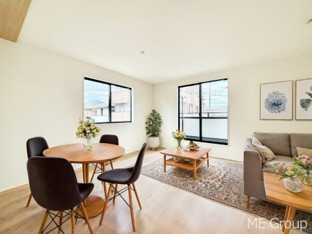 ���r���O�@���Ƒ��̓��₩�Șb�����ŕ�܂�閾�邢���r���O  ���Ƌ��CG�ł�