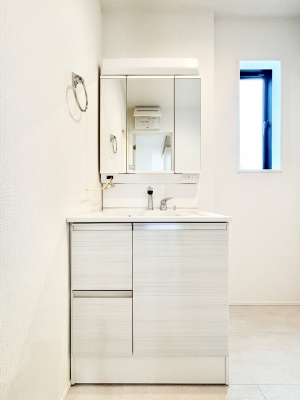 ���ʑ�E���ʏ��@���邢���ʏ��͖����̐g�x�x���y�����ł����Ⴂ�����ł��B