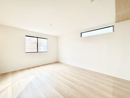 ���̑����ρ@�Ƒ��̏Ί炪���R�Ɛ��܂�Ă���A����ȕ��͋C�̃_�C�j���O�Ɏd�オ���Ă��܂� 