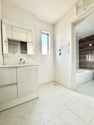 ���̑��@���������Ă���̂Ŏ��C�̑����ꏊ�ł����C���\���s���܂��B�����̐g�x�x���C�����ǂ��I