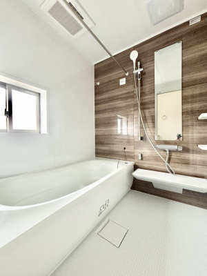 �����@����̔�����₷��؂ȃo�X�^�C���B�������Ƃ����C���y����Ŕ����Ƃ肽���ł��ˁI  