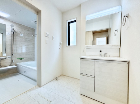 ���̑��@���������Ă���̂Ŏ��C�̑����ꏊ�ł����C���\���s���܂��B�����̐g�x�x���C�����ǂ��I