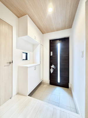 ���ց@����I�𗘗p���āA���z�������������q�l�������ĂȂ��ł��܂��B