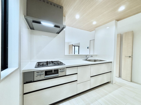 �L�b�`���@�������������I�ɁA�y�����I�V�X�e���L�b�`��  