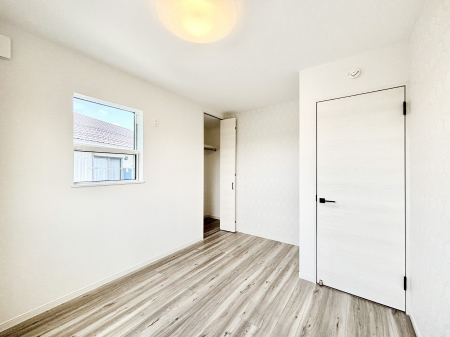 �q�������@�q�������ɂ��������߂Ȏ��[�X�y�[�X�����Ղ�̋���