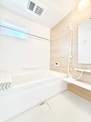 �����@����̔�����₷��؂ȃo�X�^�C���B�������Ƃ����C���y����Ŕ����Ƃ肽���ł��ˁI  