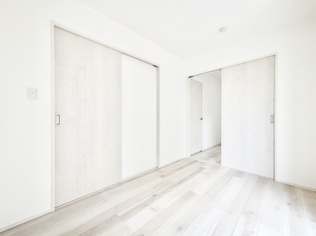 ���̑����ρ@�i�`�������ȃt���[�����O�͂ǂ�ȃC���e���A�ɂ��}�b�`�B  