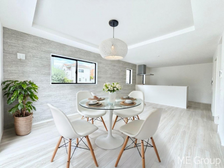 ���r���O�@���Ƒ��̓��₩�Șb�����ŕ�܂�閾�邢���r���O  ���Ƌ��CG�ł�