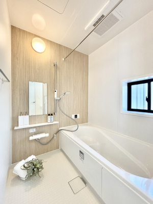 �����@����̔�����₷��؂ȃo�X�^�C���B�������Ƃ����C���y����Ŕ����Ƃ肽���ł��ˁI  