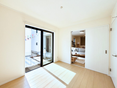 ���̑����ρ@���r���O�ׂ̗ɂ���m���B�����J�����čL�����p���邱�Ƃ��\�ł��B