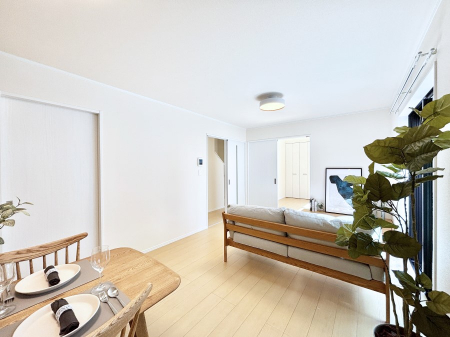 ���̑����ρ@���邢�z���������A�����̕��͋C�ɖ��������_�C�j���O�B 