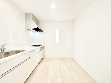 Lb`@̂閾邢Lb`BCɂ𗧂܂B 