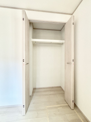 [@m̃N[[bgBŝŌ̈ߗނ܂܂B