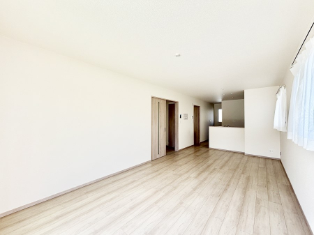 rO@Ƒ̓₩Șbŕ܂閾邢rO