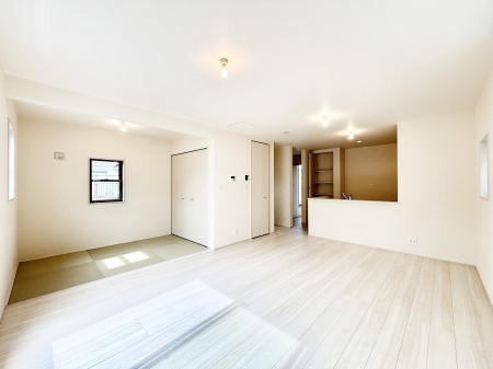 rO@ƑƂ̃R~jP[V[܂郊rOCKi̗pB