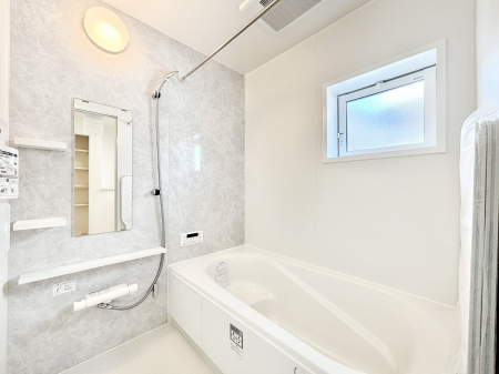 �����@����̔�����₷��؂ȃo�X�^�C���B�������Ƃ����C���y����Ŕ����Ƃ肽���ł��ˁI  