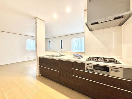 �L�b�`���@�������������I�ɁA�y�����I�V�X�e���L�b�`��  