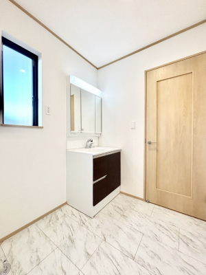 ���ʑ�E���ʏ��@���邢���ʏ��͖����̐g�x�x���y�����ł����Ⴂ�����ł��B