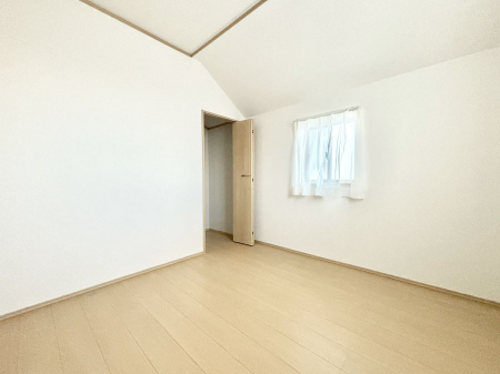 �q�������@�q�������ɂ��������߂Ȏ��[�X�y�[�X�����Ղ�̋���