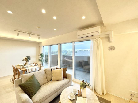 ̑ρ@傫ȑ炽Ղ̗zƕ郊rO  