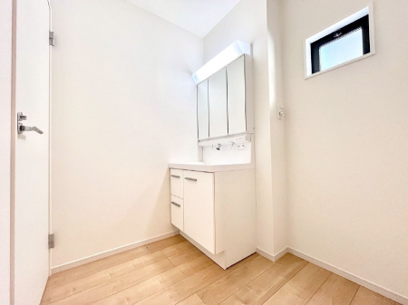 ���ʑ�E���ʏ��@���邢���ʏ��͖����̐g�x�x���y�����ł����Ⴂ�����ł��B