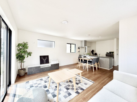 rO@͋Ĉkcj͉Ƒ݂Ȃ̉K  