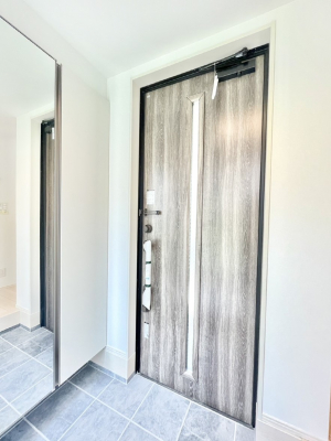 ց@~[tV[Y{bNX͂oO̐gȂ݃`FbNɕ֗