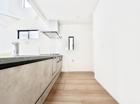 �L�b�`���@�L�X�Ƃ����g������̗ǂ��L�b�`���œ��X�̂��������y�����Ȃ肻��