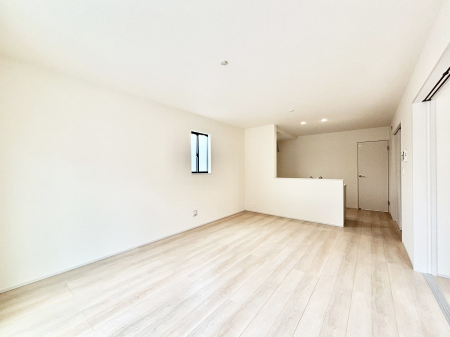 rO@Ƒ̓₩Șbŕ܂閾邢rO