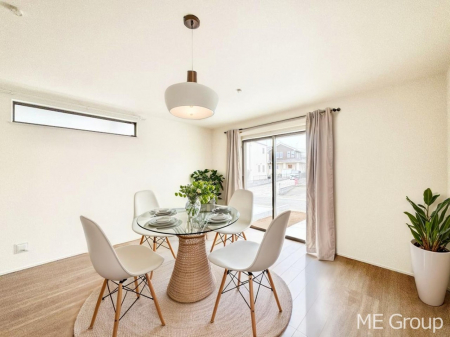 ���r���O�@���Ƒ��̓��₩�Șb�����ŕ�܂�閾�邢���r���O  ���Ƌ��CG�ł�