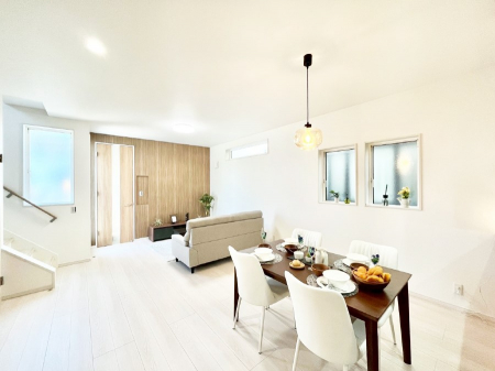 ���̑����ρ@���邢�z���������A�����̕��͋C�ɖ��������_�C�j���O�B   