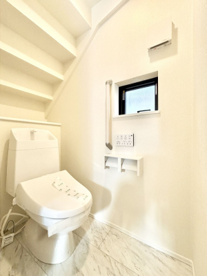 gC@gC1K2KꂼɔzuĂĂƂĂ֗łB 