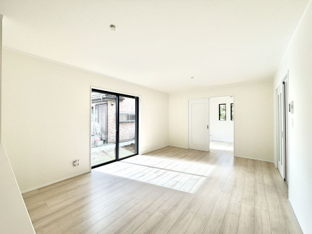 rO@傫ȑ炽Ղ̗zƕ郊rO