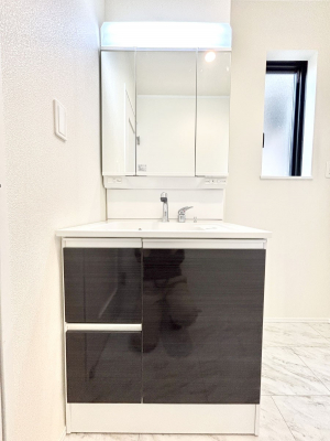 ʑEʏ@傫₷OʋŐʑ́AgȂ݃`FbN┧̂ɂ߂łB 