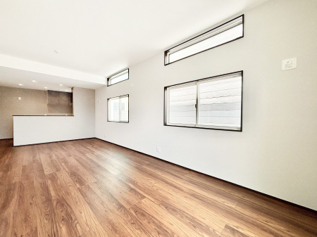 ���r���O�@���g�[�t���L�X���r���O�͉Ƒ��݂�Ȃ̉��K��ԁI�Ƒ��̂Ȃ������������厖�ȃX�y�[�X�ł��B 