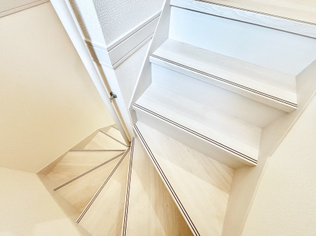 ̑@Ki͎肷tȂ̂ŏȂq܂₲̕Sł  