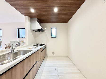 Lb`@u₩ȕʂ蔲Lb`B̂Ŗ邭Cɂ𗧂܂B