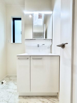 ʑEʏ@傫₷OʋŐʑ́AgȂ݃`FbN┧̂ɂ߂łB 