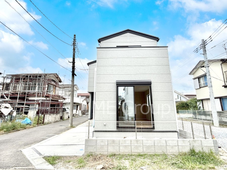 ���n�O�ώʐ^�@�������ꂽ�O�ρA�㎿�ȏZ��Ԃ��L���鎺���͉i�����S���ĉ߂�����Z���ł��B 