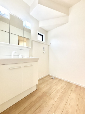 ���ʑ�E���ʏ��@���邢���ʏ��͖����̐g�x�x���y�����ł����Ⴂ�����ł��B