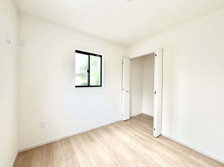 �q�������@�q�������ɂ��������߂Ȏ��[�X�y�[�X�����Ղ�̋���